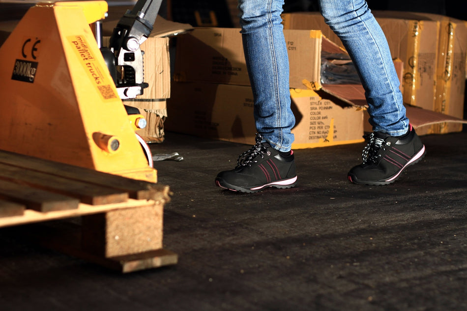 Womens Safety Trainers - STB.co.uk