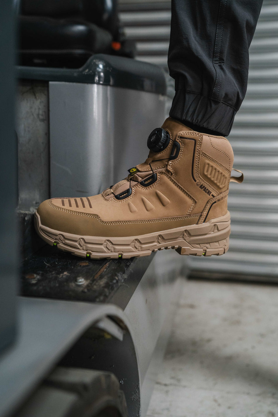 Apache STONEHENGE Unisex Adults Safety Boots Stone