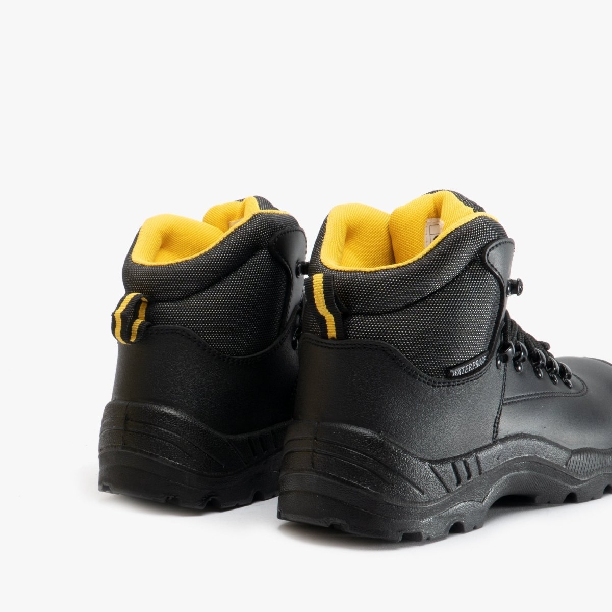 Amblers Safety FS220 Unisex Leather Safety Boots Black 27671 - 46560 - 03 | STB.co.uk